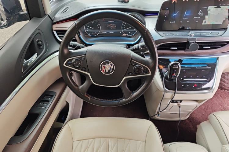Used Buick GL8 2021 Land Cruiser Executive Class 652T Luxury Model Steering Wheel