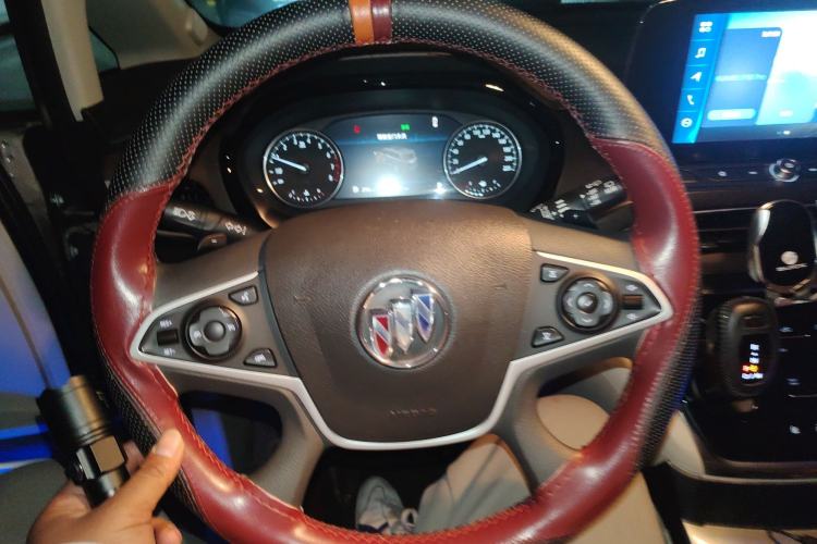Used Buick GL8 2021 Land Cruiser Executive Class 652T Comfort Model Steering Wheel