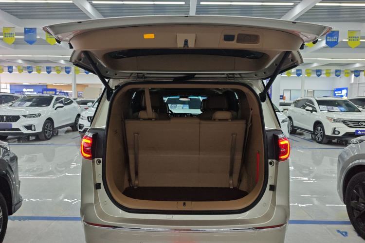 Used Buick GL8 2021 ES Landtrek 653T Luxury Model Trunk