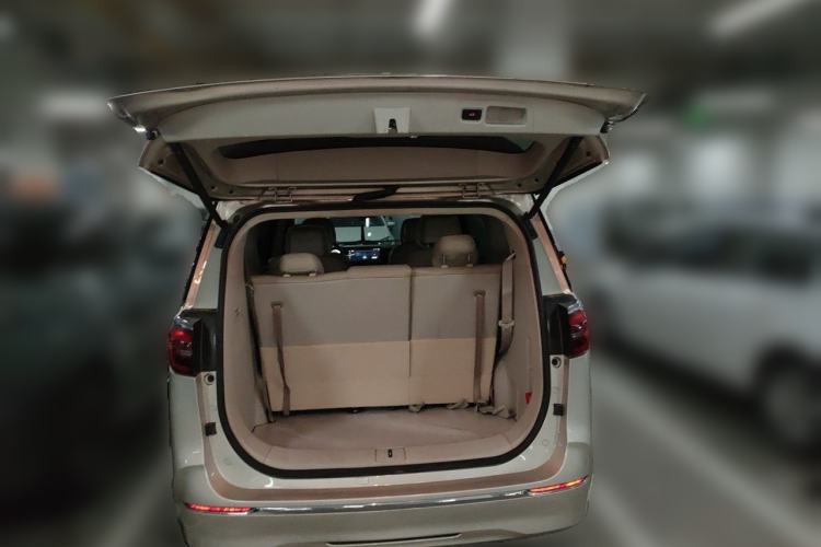 Used Buick GL8 2021 ES Landtrek 653T Comfort Edition Trunk