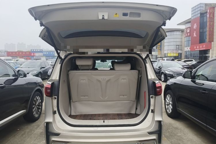 Used Buick GL8 2021 ES Landtrek 653T Comfort Edition Trunk