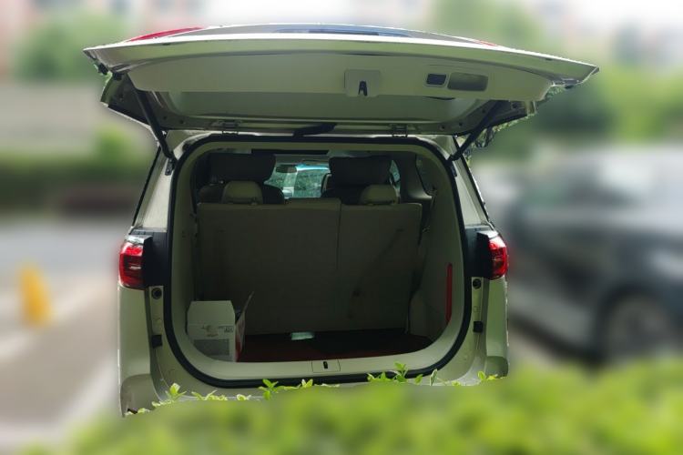 Used Buick GL8 2021 ES Landtrek 653T Comfort Edition Trunk