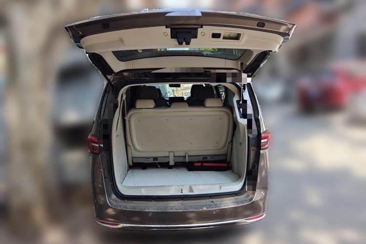 Used Buick GL8 2021 Land Cruiser Executive 652T Premium Model Trunk
