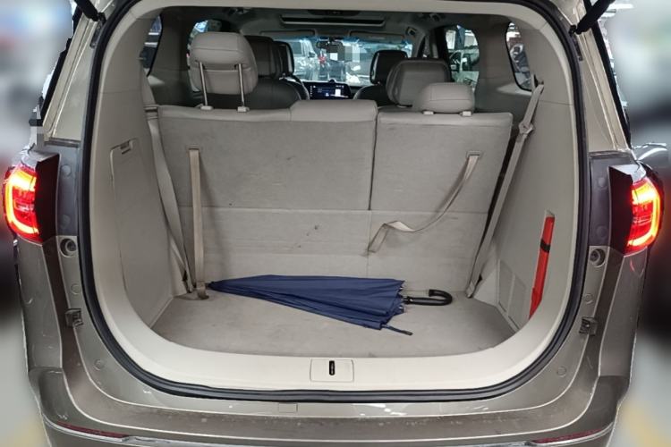 Used Buick GL8 2021 ES Landtrek 653T Comfort Edition Trunk