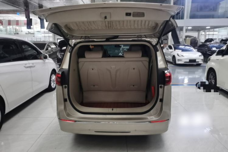 Used Buick GL8 2021 ES Landtrek 653T Comfort Edition Trunk