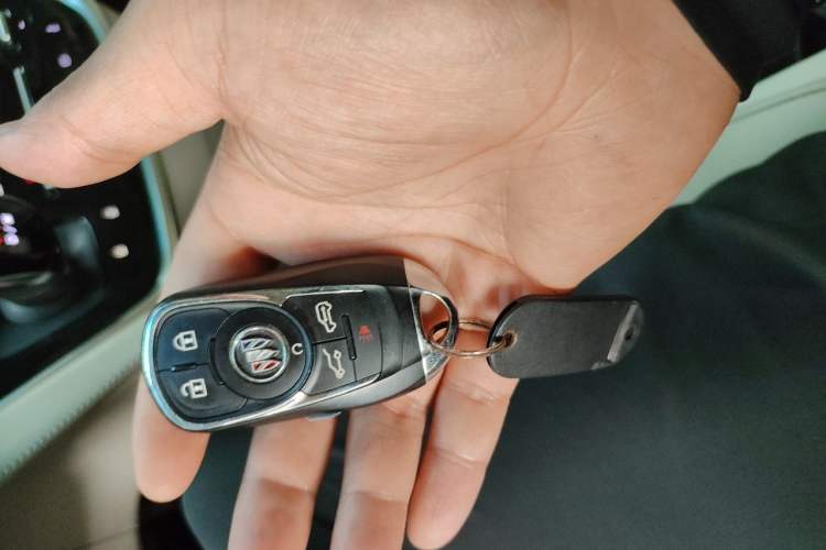 Used Buick GL8 2021 ES Landtrek 653T Comfort Edition Vehicle Key
