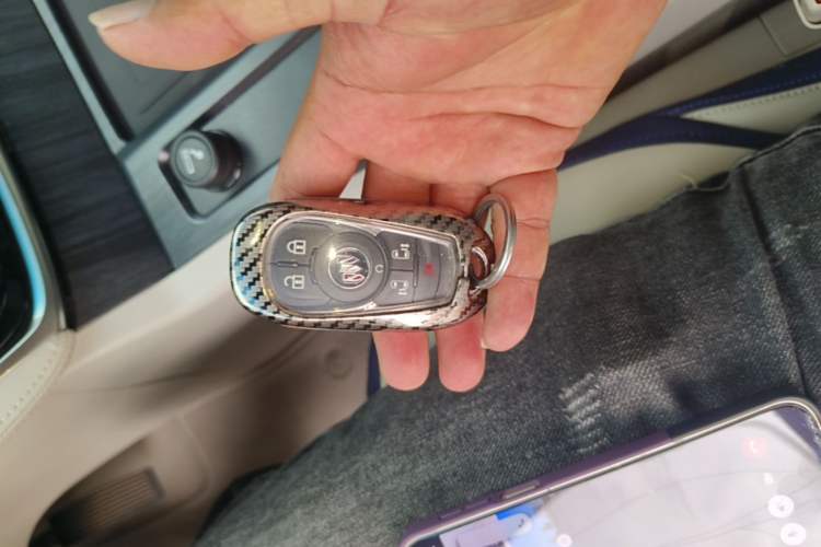 Used Buick GL8 2021 ES Landtrek 653T Comfort Edition Vehicle Key
