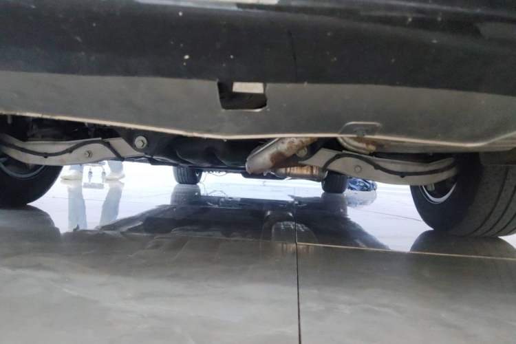 Used Buick GL8 2022 ES Landtrek 653T Comfort Edition Chassis Rear