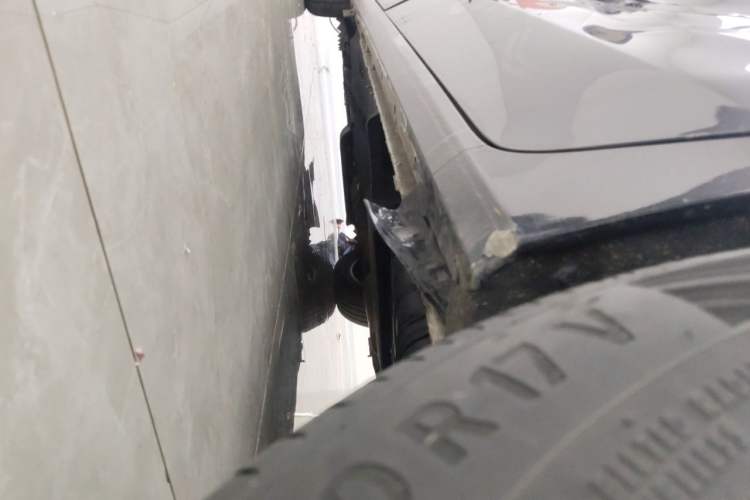 Used Buick GL8 2022 ES Landtrek 653T Comfort Edition Chassis Rear Left