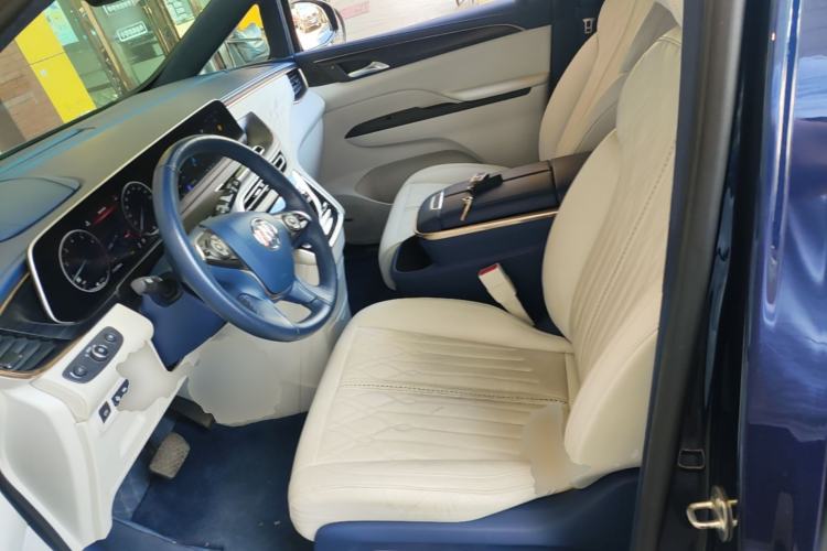 Used Buick GL8 2022 Avenir Avia Four-Seat Prestige Edition Left Front Seat