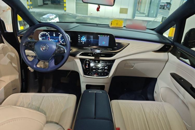 Used Buick GL8 2022 Facelift Avenir Aivia Four-Seat Prestige Edition Center Console