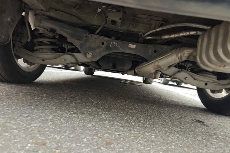 Used Buick GL8 2022 Avenir Avia Four-Seat Prestige Edition Chassis Rear