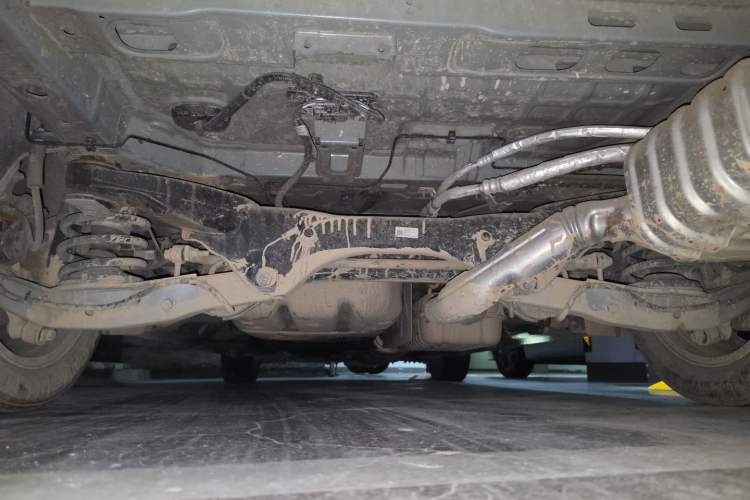 Used Buick GL8 2022 Avenir Avia Four-Seat Prestige Edition Chassis Rear