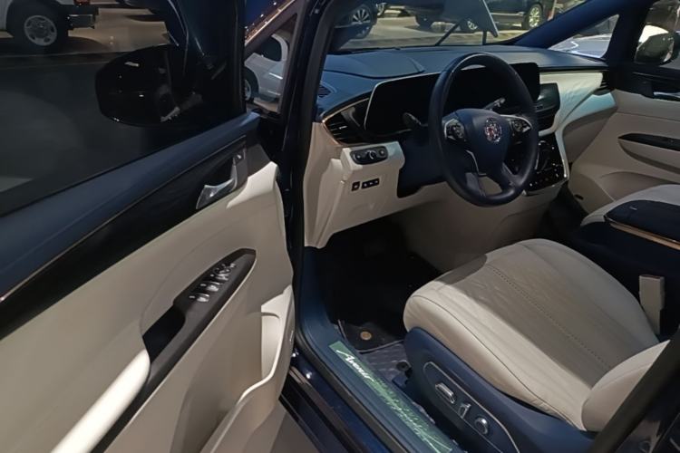 Used Buick GL8 2022 Avenir Avia Four-Seat Prestige Edition Driver Seat
