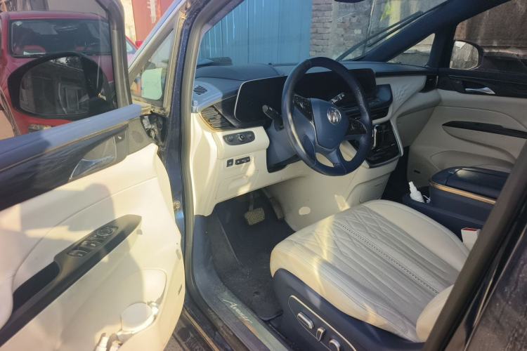 Used Buick GL8 2022 Avenir Avia Four-Seat Prestige Edition Driver Seat