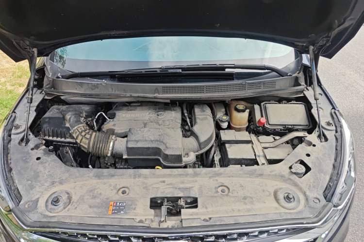 Used Buick GL8 2022 Avenir Avia Four-Seat Prestige Edition Engine Bay