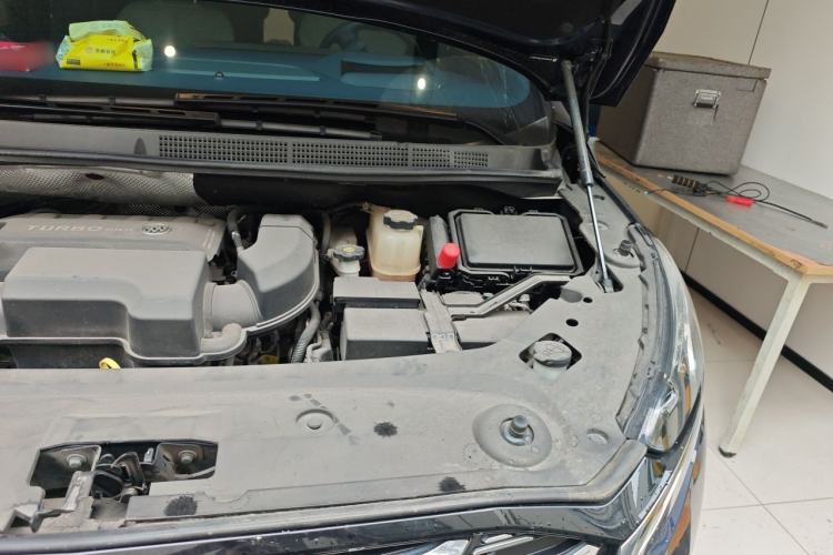 Used Buick GL8 2022 Facelift Avenir Aivia Four-Seat Prestige Edition Engine Bay Left