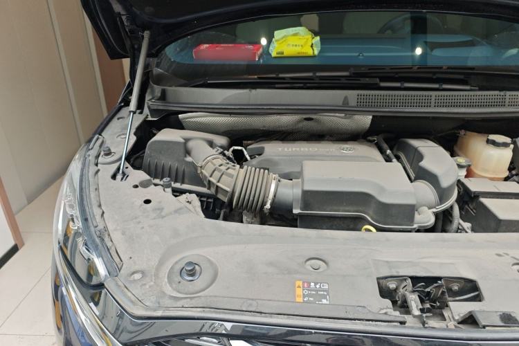 Used Buick GL8 2022 Facelift Avenir Aivia Four-Seat Prestige Edition Engine Bay Right
