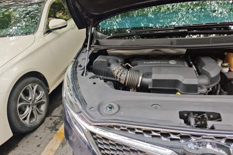 Used Buick GL8 2022 Avenir Avia Four-Seat Prestige Edition Engine Bay Right