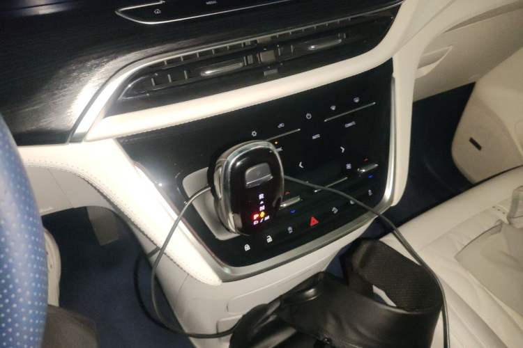 Used Buick GL8 2022 Facelift Avenir Aivia Four-Seat Prestige Edition Gear Lever