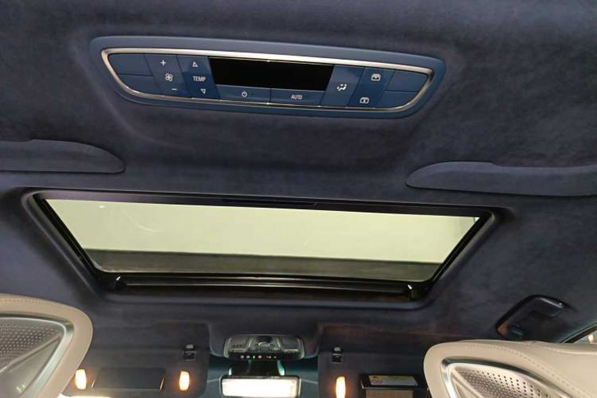 Used Buick GL8 2022 Avenir Avia Four-Seat Prestige Edition Headliner