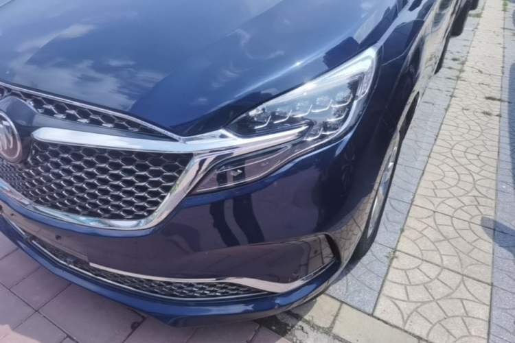 Used Buick GL8 2022 Avenir Avia Four-Seat Prestige Edition Left Front Headlight