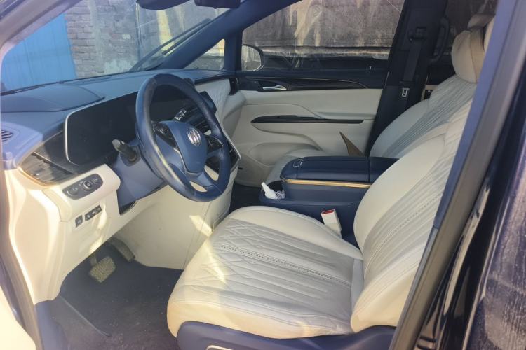 Used Buick GL8 2022 Avenir Avia Four-Seat Prestige Edition Left Front Seat