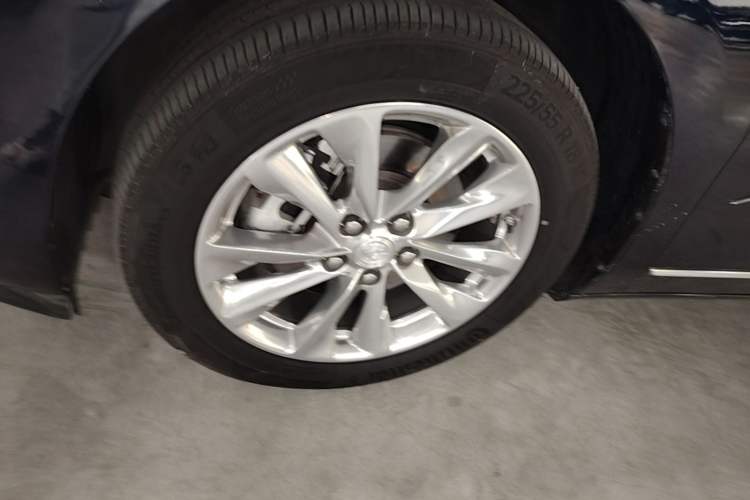 Used Buick GL8 2022 Avenir Avia Four-Seat Prestige Edition Left Front Wheel Hub