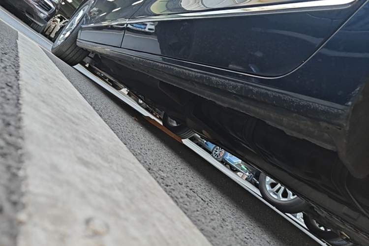 Used Buick GL8 2022 Avenir Avia Four-Seat Prestige Edition Left Side Sill
