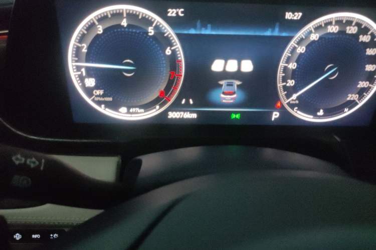 Used Buick GL8 2022 Facelift Avenir Aivia Four-Seat Prestige Edition Odometer Close Up