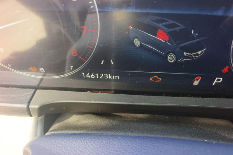 Used Buick GL8 2022 Avenir Avia Four-Seat Prestige Edition Odometer Close Up