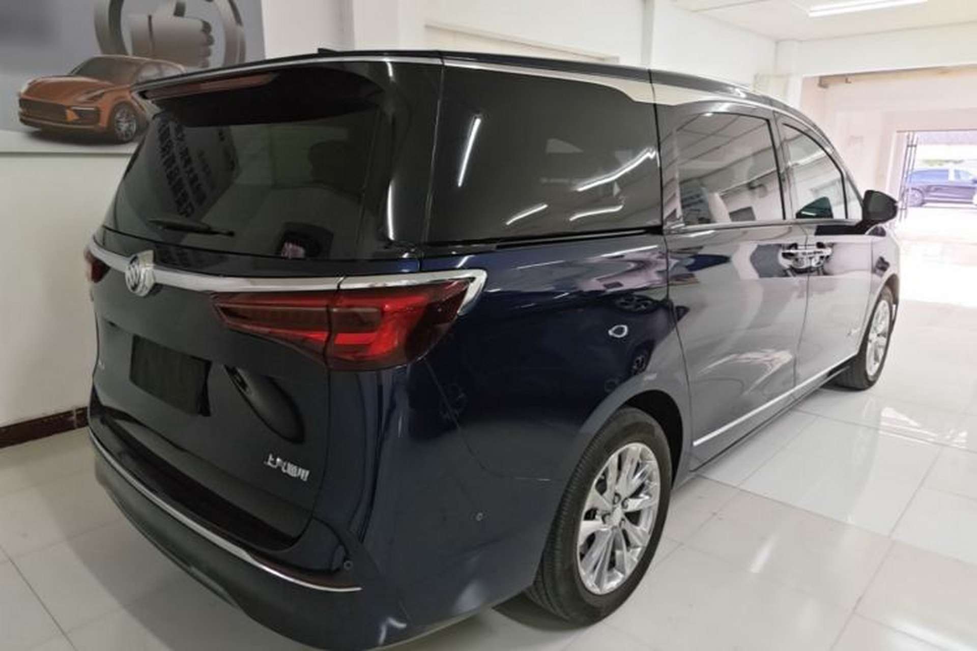 Used Buick GL8 2022 Avenir Avia Four-Seat Prestige Edition Rear Right 45 Deg