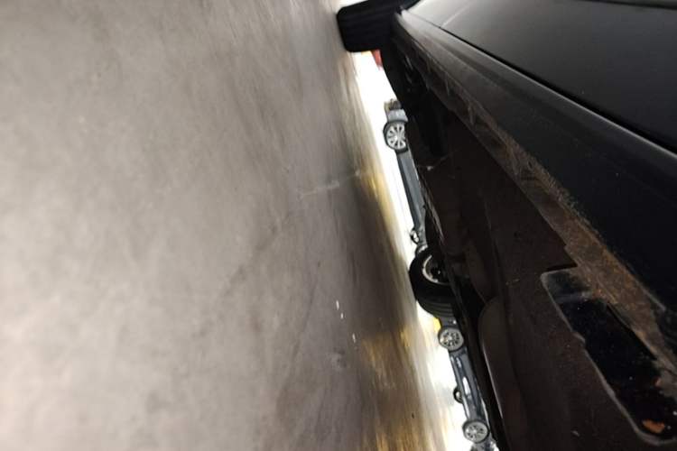 Used Buick GL8 2022 Avenir Avia Four-Seat Prestige Edition Right Side Sill