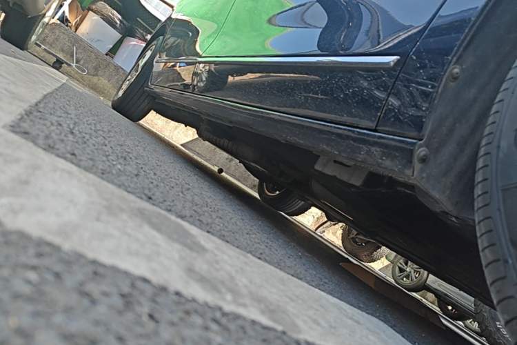Used Buick GL8 2022 Avenir Avia Four-Seat Prestige Edition Right Side Sill