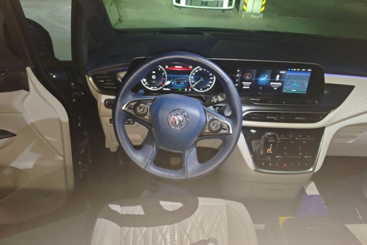 Used Buick GL8 2022 Avenir Avia Four-Seat Prestige Edition Steering Wheel