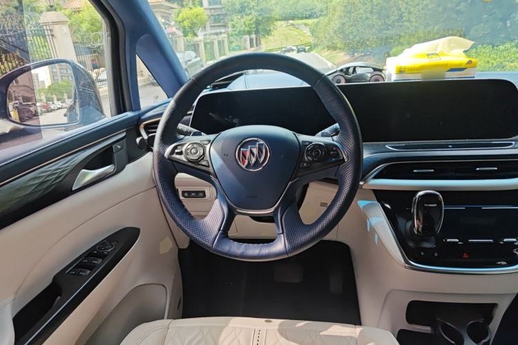 Used Buick GL8 2022 Avenir Avia Four-Seat Prestige Edition Steering Wheel