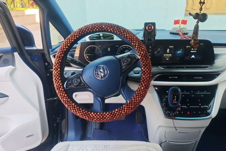 Used Buick GL8 2022 Avenir Avia Four-Seat Prestige Edition Steering Wheel