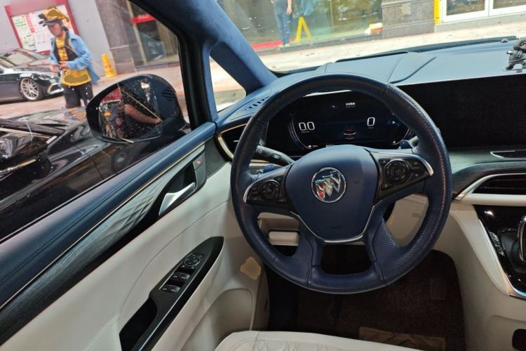Used Buick GL8 2022 Avenir Avia Four-Seat Prestige Edition Steering Wheel
