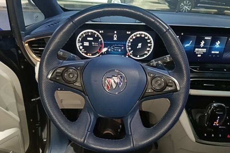 Used Buick GL8 2022 Avenir Avia Four-Seat Prestige Edition Steering Wheel