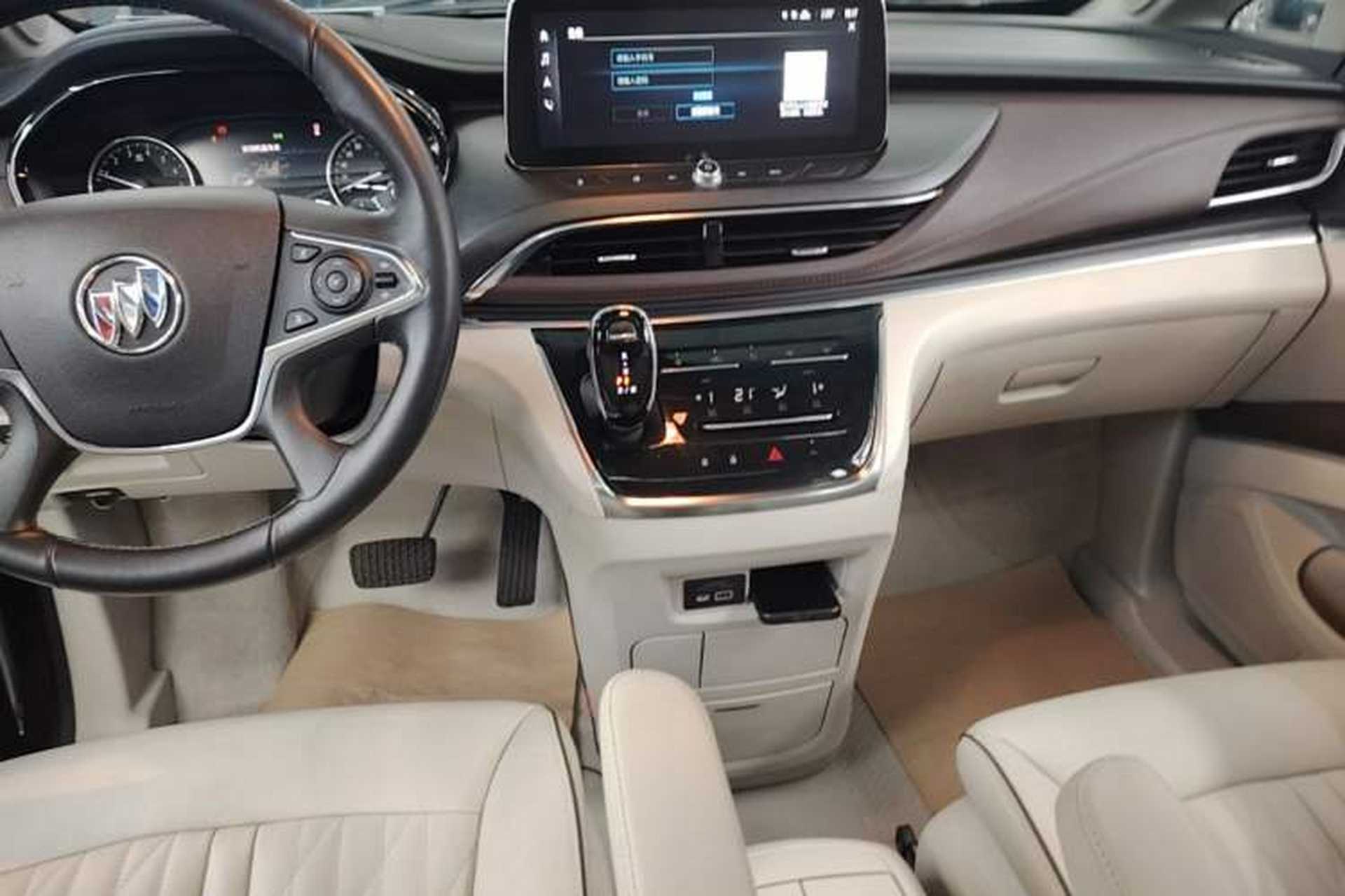 Used Buick GL8 2022 Land Business Class 652T Luxury Model Audio And AC Panel