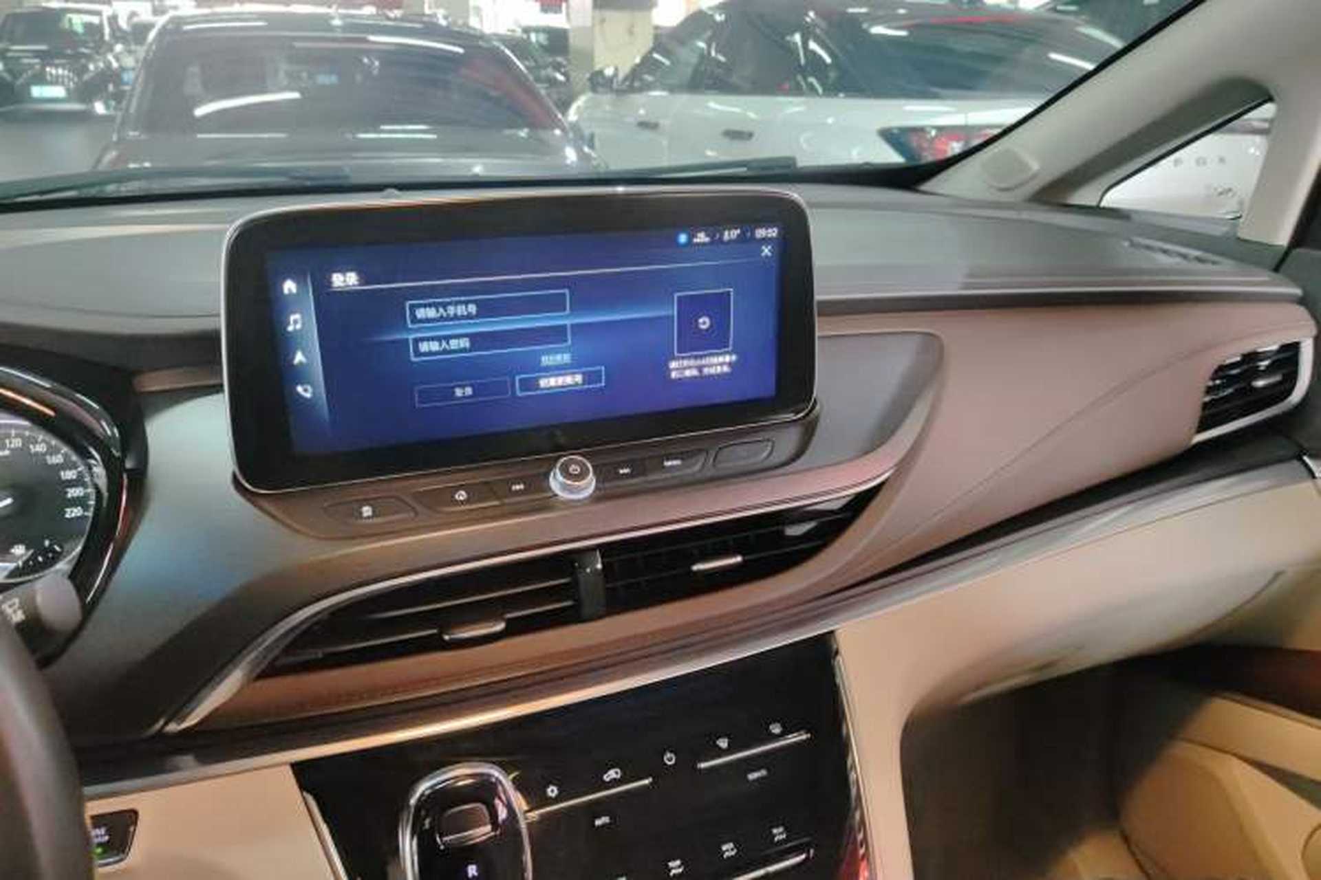 Used Buick GL8 2022 Land Business Class 652T Luxury Model Audio And AC Panel