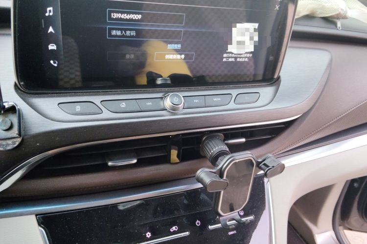 Used Buick GL8 2022 Land Business Class 652T Luxury Model Audio And AC Panel
