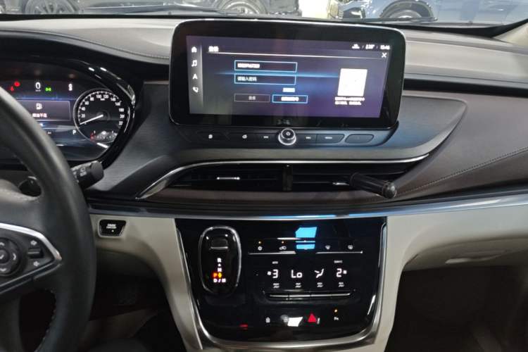 Used Buick GL8 2022 Land Business Class 652T Luxury Model Audio And AC Panel