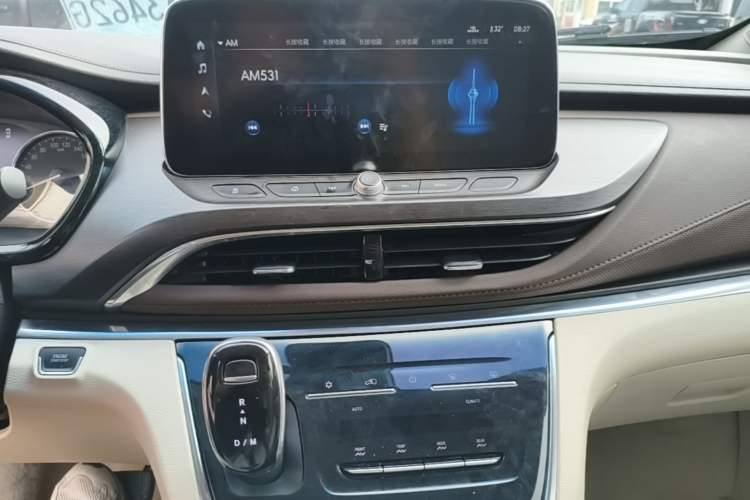 Used Buick GL8 2022 Land Business Class 652T Luxury Model Audio And AC Panel