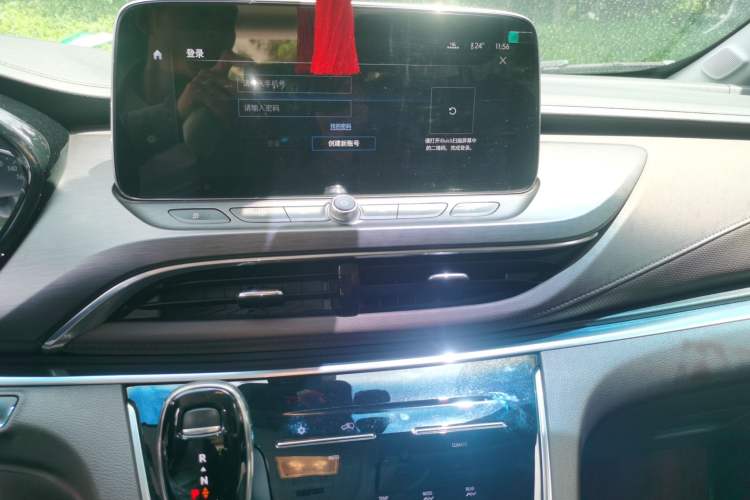 Used Buick GL8 2022 Land Business Class 652T Luxury Model Audio And AC Panel