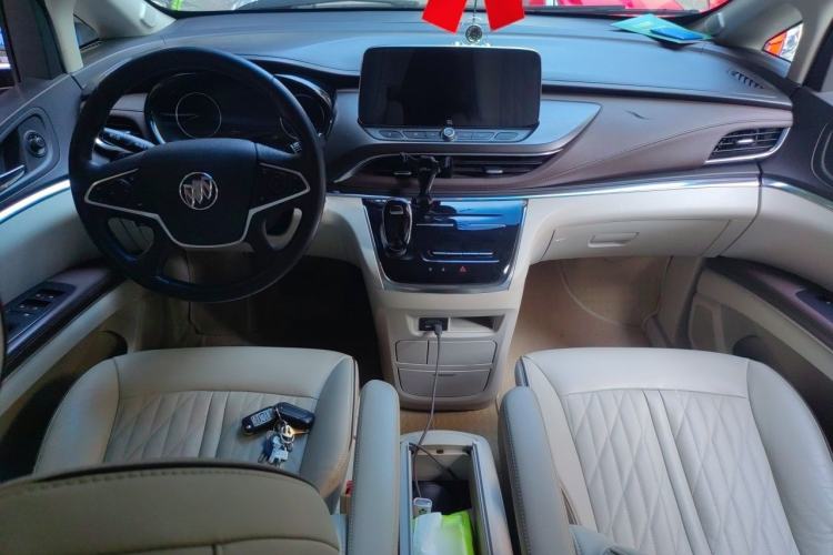 Used Buick GL8 2022 Land Business Class 652T Luxury Model Center Console