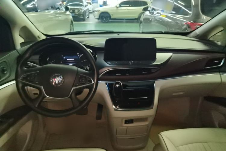Used Buick GL8 2022 Land Business Class 652T Luxury Model Center Console