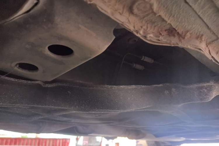 Used Buick GL8 2022 Land Executive Class 652T Prestige Model Chassis Front Left