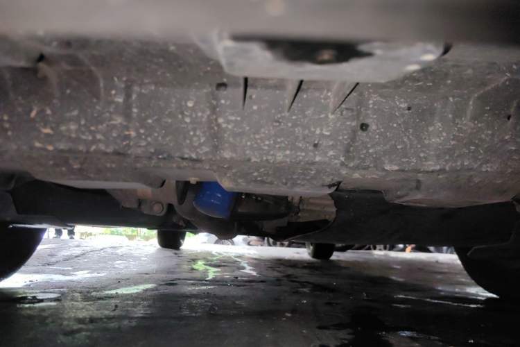 Used Buick GL8 2022 Land Cruiser Executive Class 652T Comfort Model Chassis Front