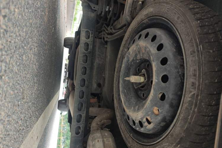 Used Buick GL8 2022 Land Cruiser Executive Class 652T Smart Luxury Model Chassis Rear